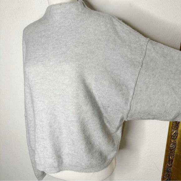 Free People Wool Blend Mock Funnel Neck Drop Sleeve Sweater in Gray Size XS - Picture 7 of 7